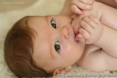 给宝宝添加辅食三点不容忽视!