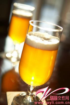 4个饮食小窍门减退鱼尾纹