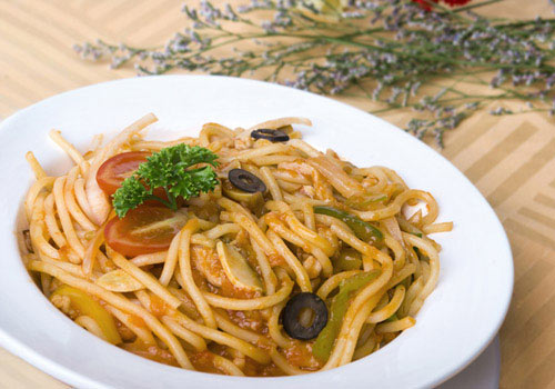 一天吃几顿饭最有益(组图)