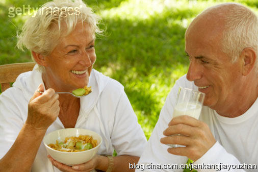 秋季养生要“补”更要“通”