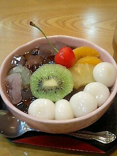 老人如何防治食物鲠喉？