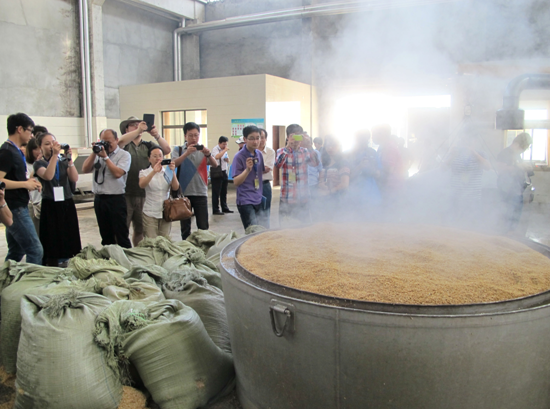 创新生态酿酒打造“最美酒乡”