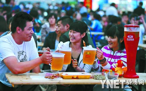 主办方将开幕式从简 餐饮标准贴近百姓消费