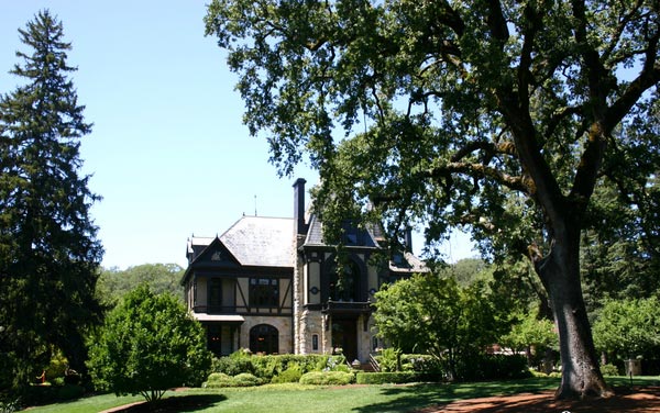 贝灵哲酒庄(Beringer Vineyards)