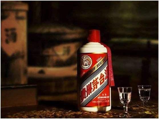 茅台酒单瓶价飙升至2400元 到底谁在买？