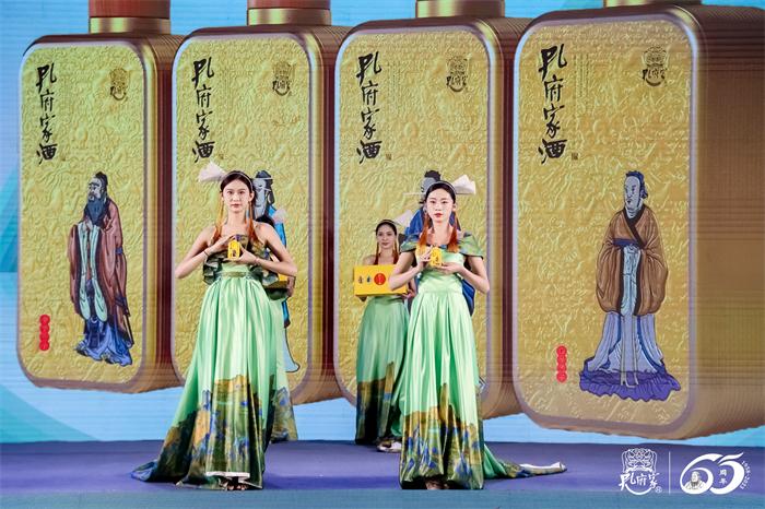 公募大咖展望明年行情 最可能赚盈利稳定的钱