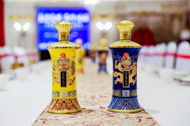 国际舞台高规格“出圈”，五粮液股份真龙天子（至尊龙邮）风华正茂